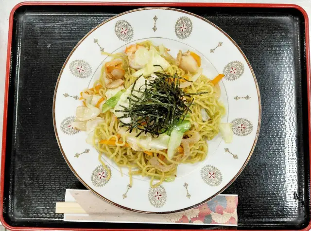 男鹿しょっつる焼きそば
