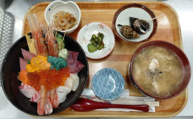 お食事処 海鮮屋