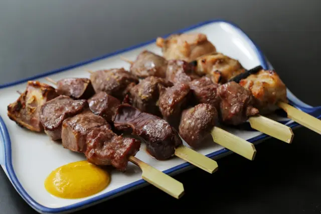 焼き鳥盛合せセット5本