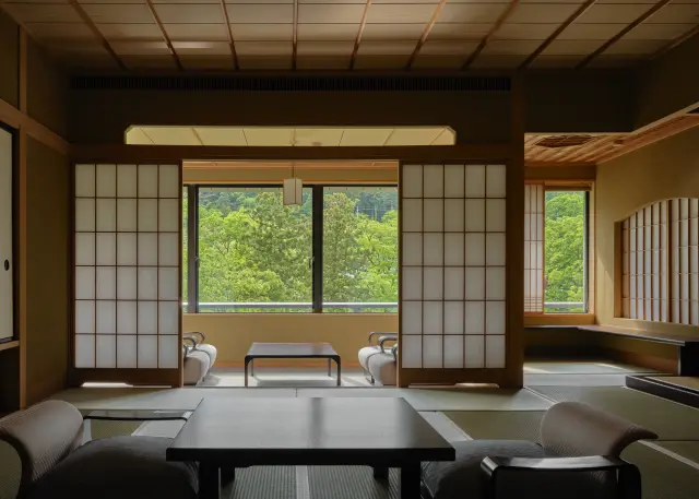 基本となる和室にミニマルな一部屋が加わった次の間付き和室