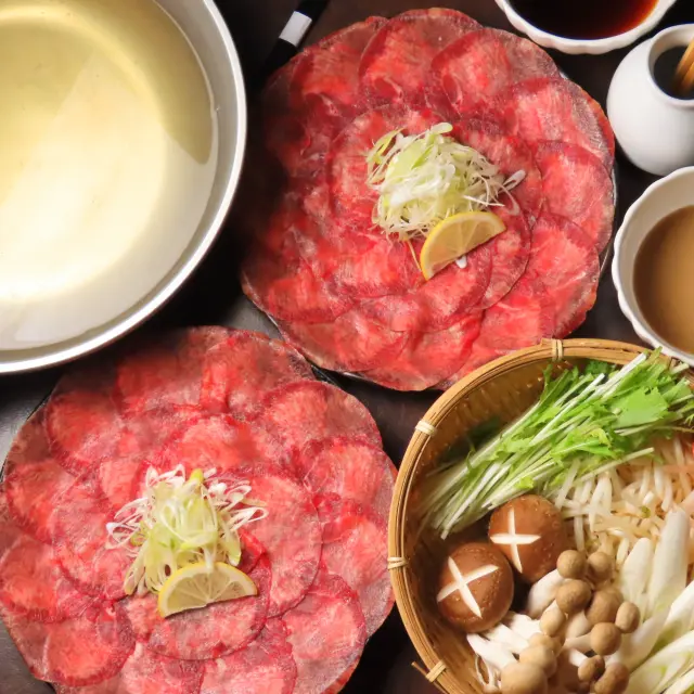 名物の「しゃぶしゃぶ」