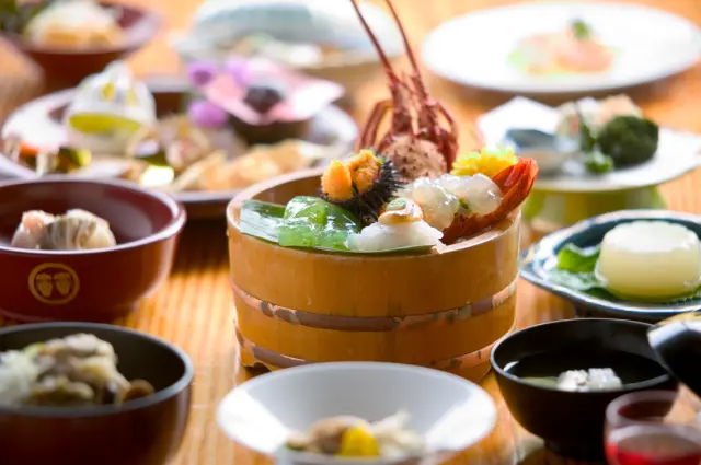 こんにゃくを懐石料理にまで洗練させて提供
