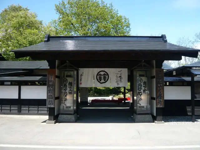 伝統を感じる格式高い佇まい