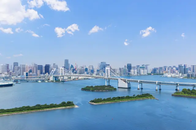 客室やレストランから東京の絶景が一望できる