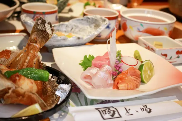 徳島魚問屋 とゝ喝
