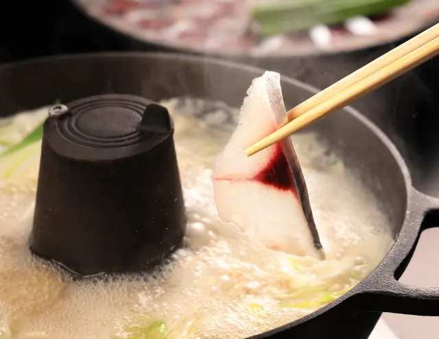 美酒佳肴ゆらく本店