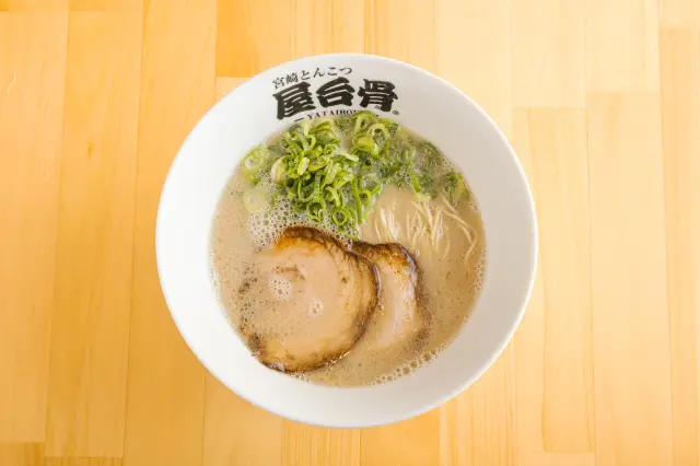 ラーメン屋台骨 本店