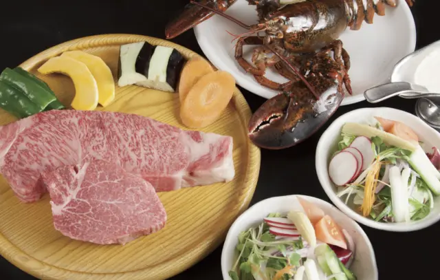 「活ロブスター＆ステーキのコンビセット」