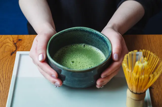 愛媛県の特産「新宮茶」を使った抹茶も味わえる