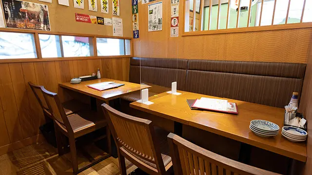 ランチも営業しており、一人客でも入りやすい