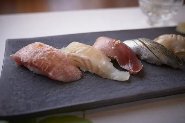 餐點採用沿線各地當季食材製成