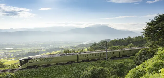 四季島號列車（TRAIN SUITE 四季島）