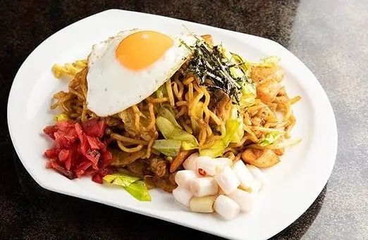 ご当地グルメ「カレー焼きそば」
