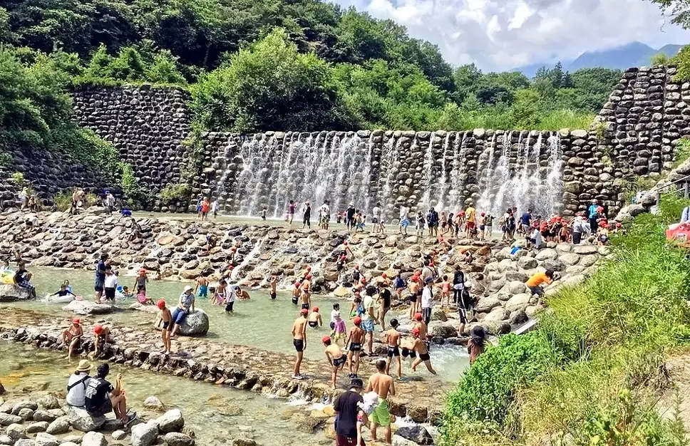 白州・尾白の森名水公園べるが