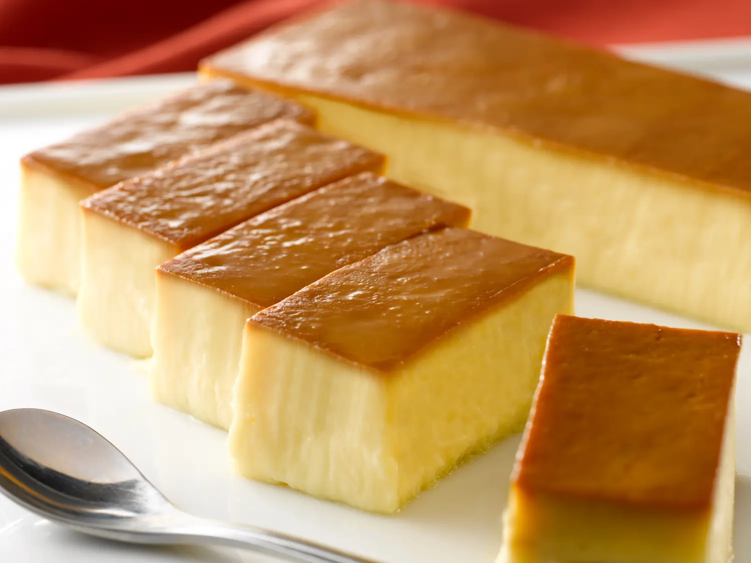 鶏三和「三和の純鶏名古屋コーチンたまごぷりん」