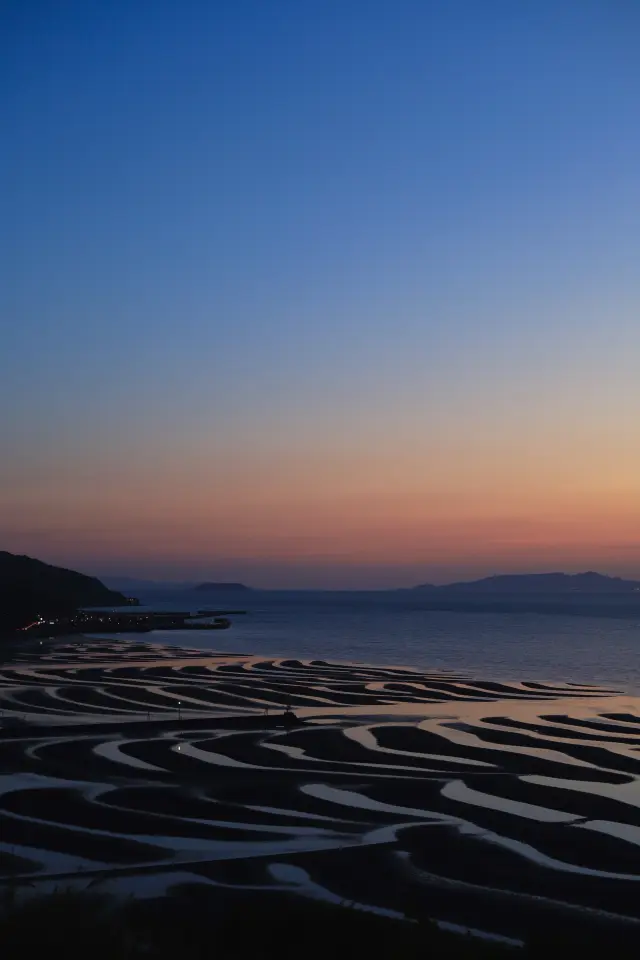 冬のシーズンは、夕暮れ時に干潮を迎えることが多い