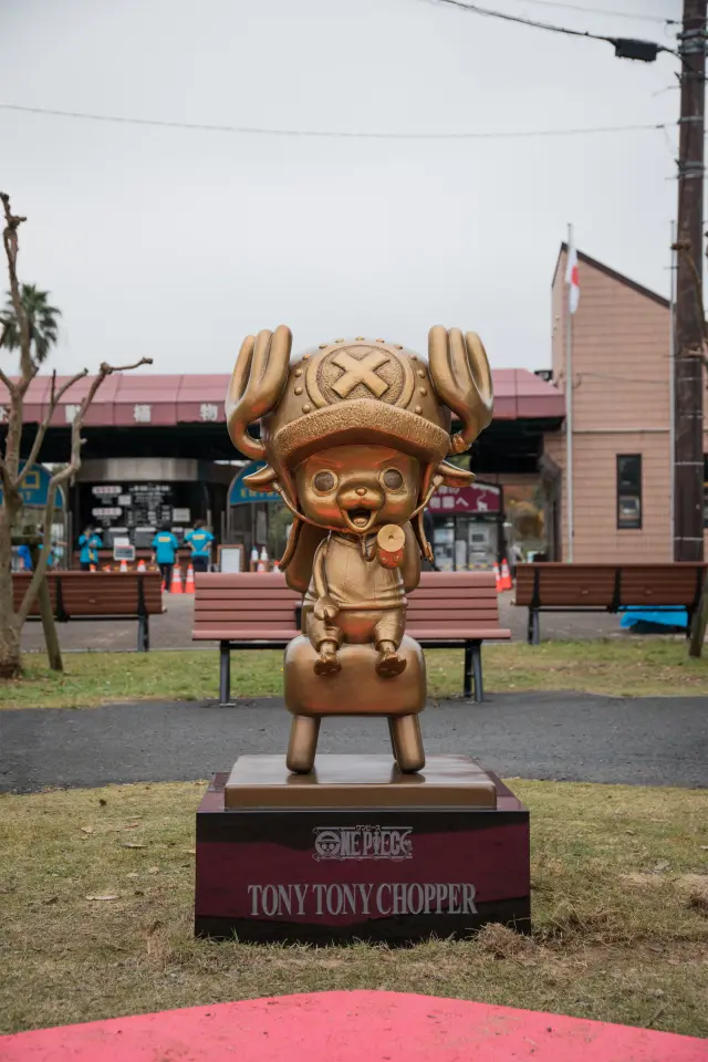 「チョッパー」像：熊本市（動植物園）©尾田栄一郎／集英社