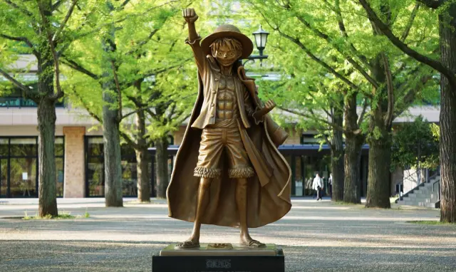 モンキー・D・ルフィ像