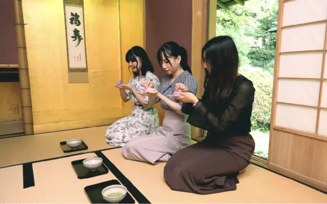 わくや万葉の里 天平ろまん館