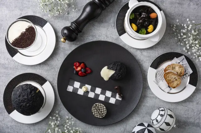 モノクロのコントラストが美しい「Winter Cuisine -棋 Chess-」