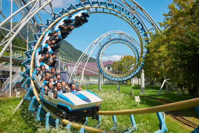 バリエーション豊富なアトラクションが揃う「遊園地」