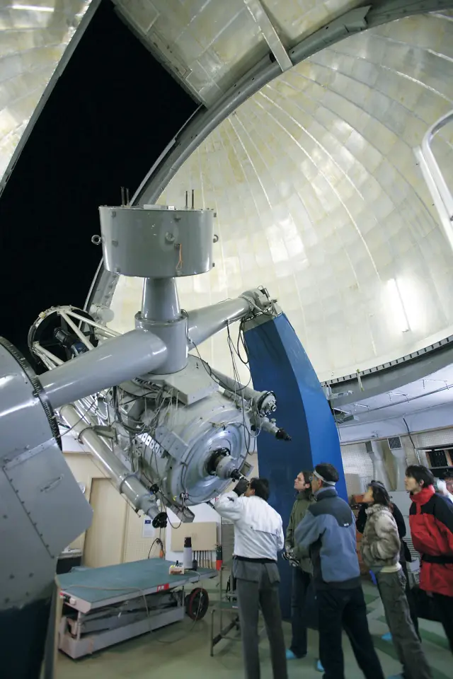 星空観望会で使用する91cm反射望遠鏡
