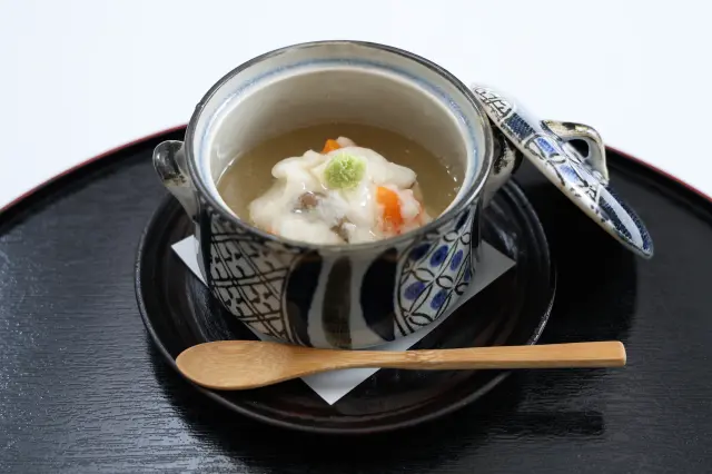 亀岡の食材を使った料理が楽しめる