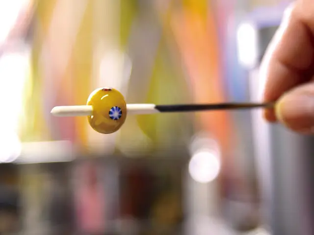 ガラス工作体験を実施(予約優先)