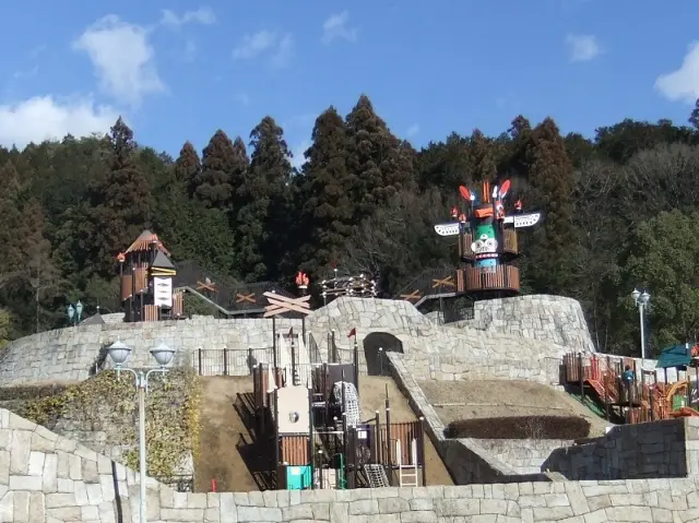 アスレチック遊具のジェロニモ砦