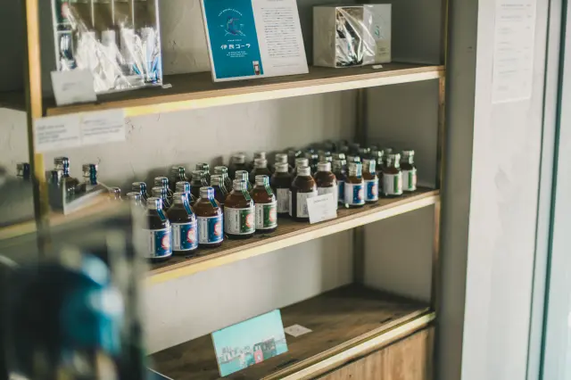 「魔法のシロップ」や贈答用のギフトセットも販売