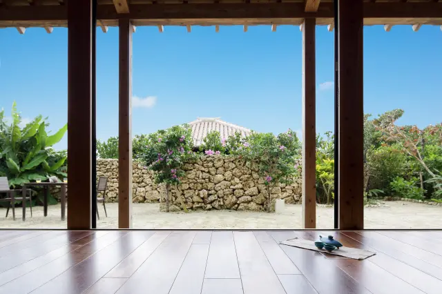 風が通り抜ける気持ちの良いリビング