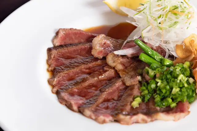 柔らかくて旨みが濃い長崎牛イチボのステーキ