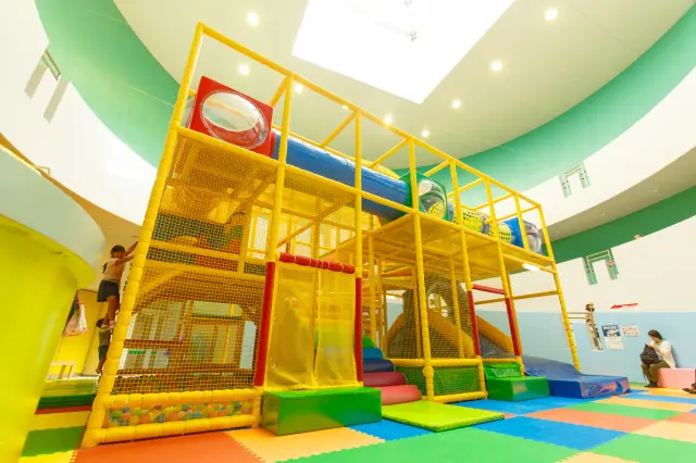 屋内施設も充実