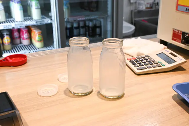 飲み終えた牛乳瓶は必ず返却