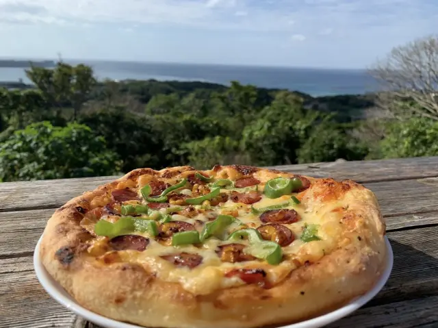 手作りピザが看板メニュー