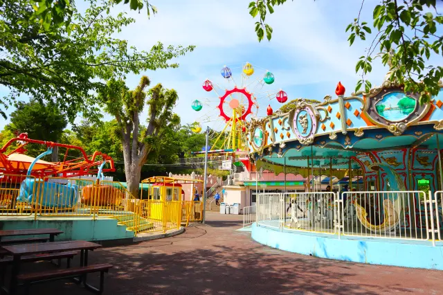 レトロな雰囲気が話題の「かみね遊園地」