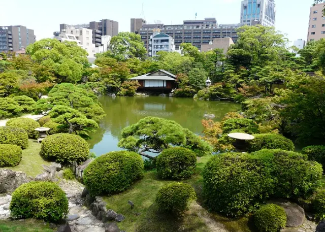 約2万㎡の敷地に整備された日本庭園