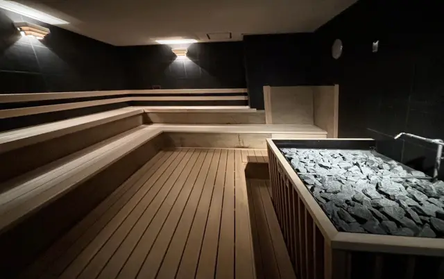 地域初導入の「ラジウムサウナdeロウリュ」