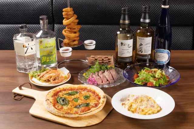 充実したフード＆ドリンクで楽しいひとときを