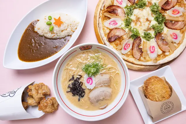 ダイニングには、ここでしか味わえないメニューが充実