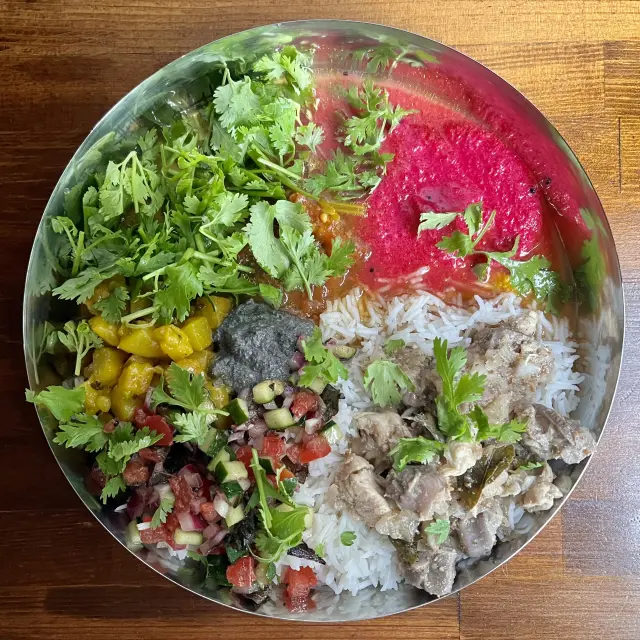 暑い夏にぴったりな「冷やし印度」