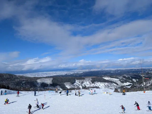 斜面がなだらかで子供もシニアも安心