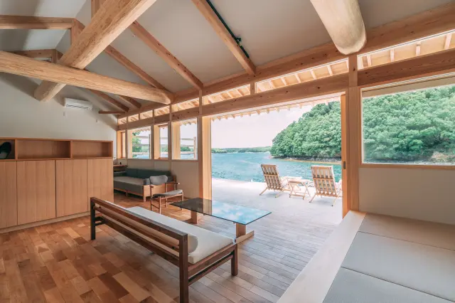 客室からは英虞湾が一望できる