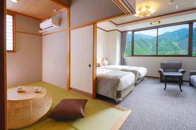 日本らしい和室スペースもある客室