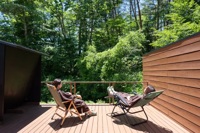 大自然の中でゆっくり外気浴を堪能