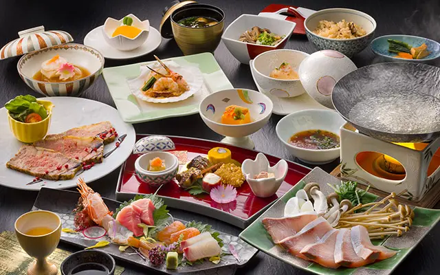 四季折々の信州の旬食材を贅沢に使った料理