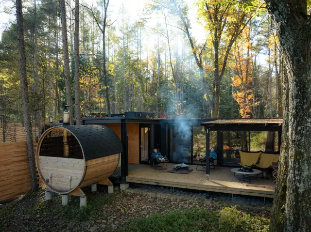 1棟貸切スタイルで、周りに気兼ねなく過ごせる