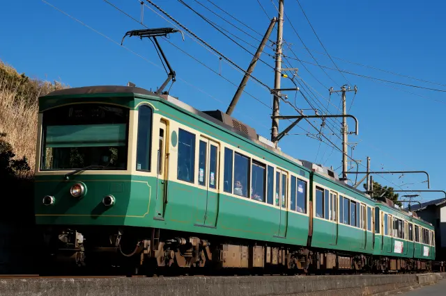 外観は10形「レトロ⾞両」の流れを汲む20形　撮影:田中耕二