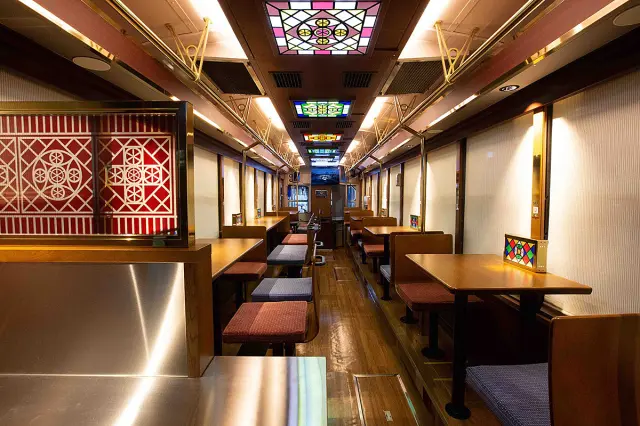 ゴージャスな207号「あかり」の内装