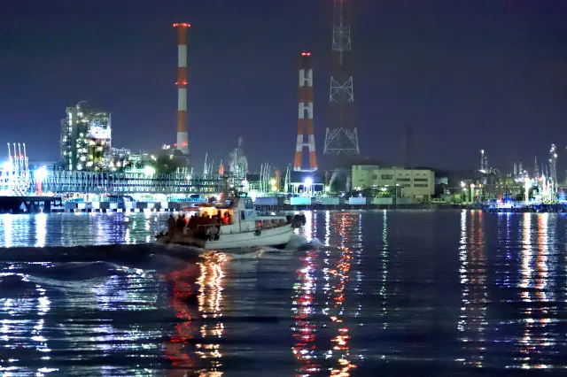 海上から観賞できる夜景クルーズ